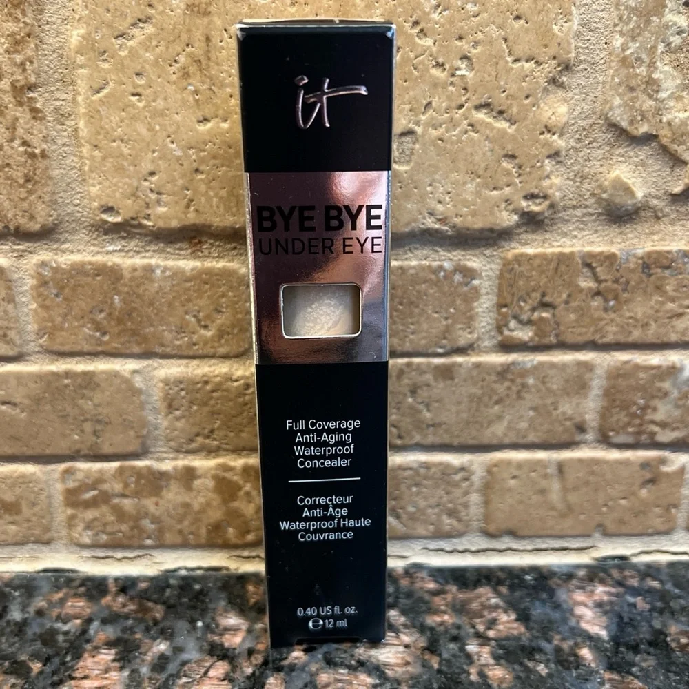 NWT IT Cosmetics Bye Bye Under Eye Concealer